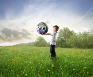 העם דורש צל