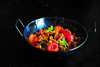 במיה ומשמשים