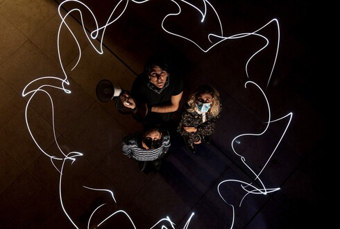 עדי הרוש, רוני כהן-בנימיני ויובל ביטון ממוזיאון אשדוד לאמנות חונכים את הפסטיבל המקוון "פואטיכאן 2020 רפאים"