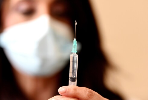 ההכנות בבית חולים וולפסון לפני מתן החיסונים
