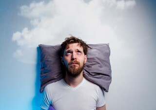 להירדם בימים של מתח וחרדה