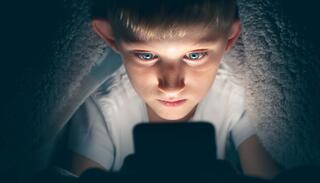 כך תבטיחו שילדיכם לא ייפגעו מהסכנות האורבות ברשת