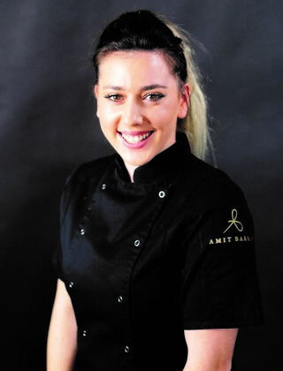 עמית ברקת. "אמא התמוגגה" 